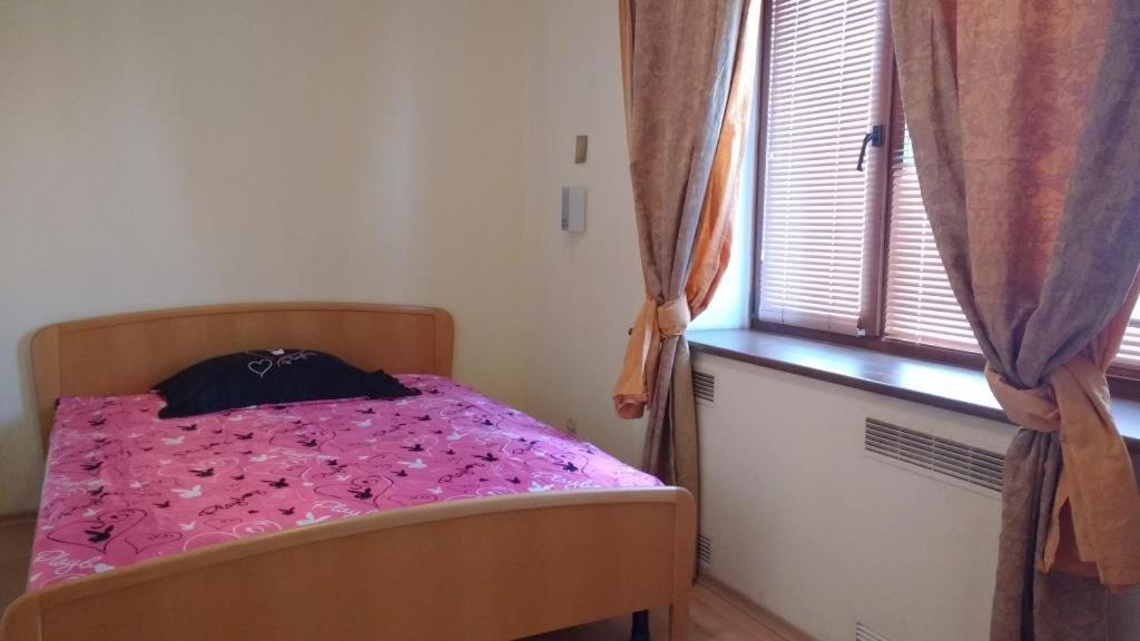 Бастионная 1/36 Apartment Kiev Luaran gambar